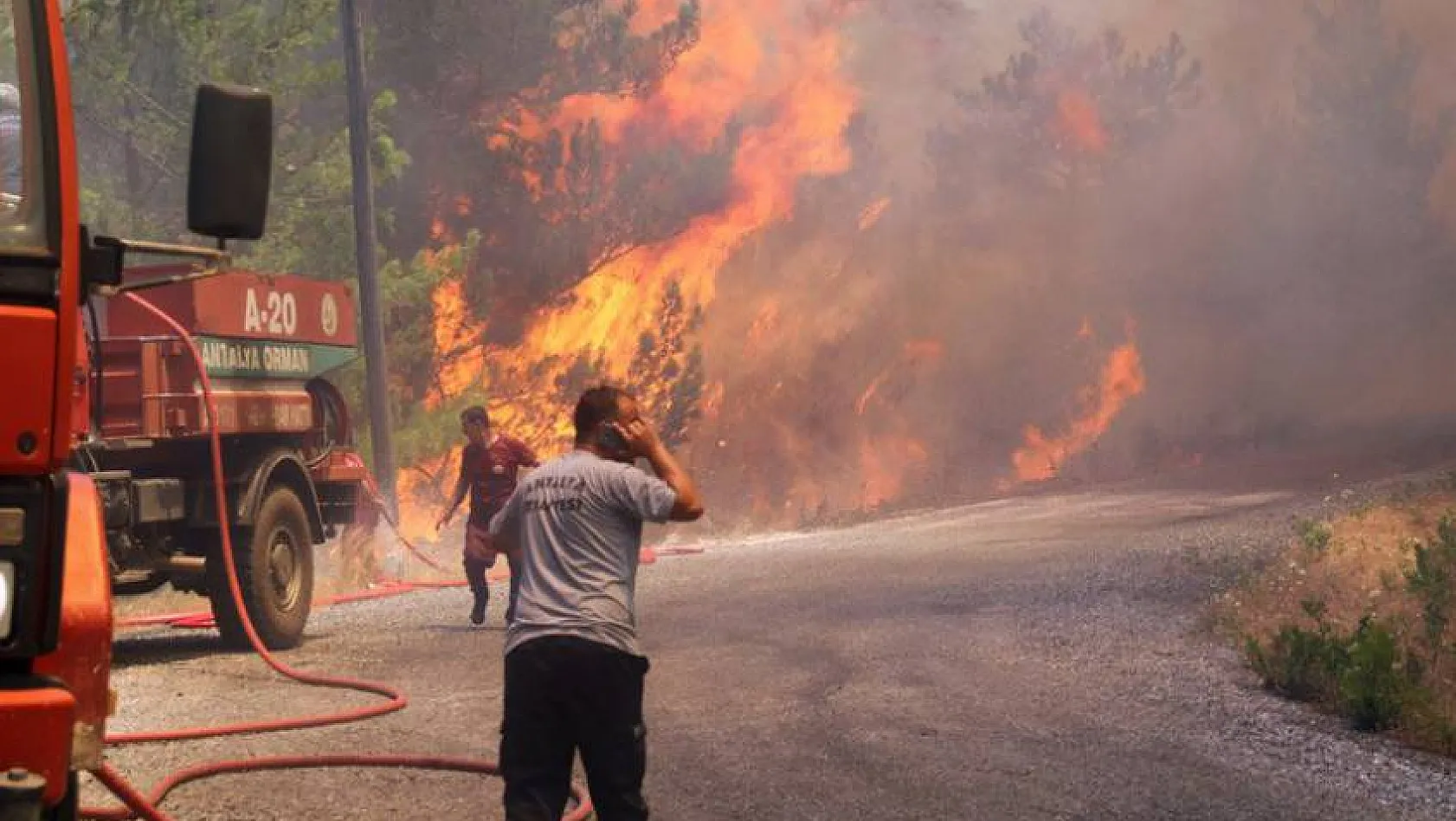 Orman yangınlarıyla mücadele için 4 bin 996 personel alınacak