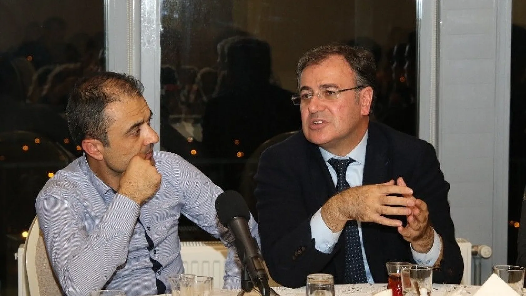 Özdoğan, 'Hacılar Erciyesspor'a desteğimiz artarak devam edecek'
