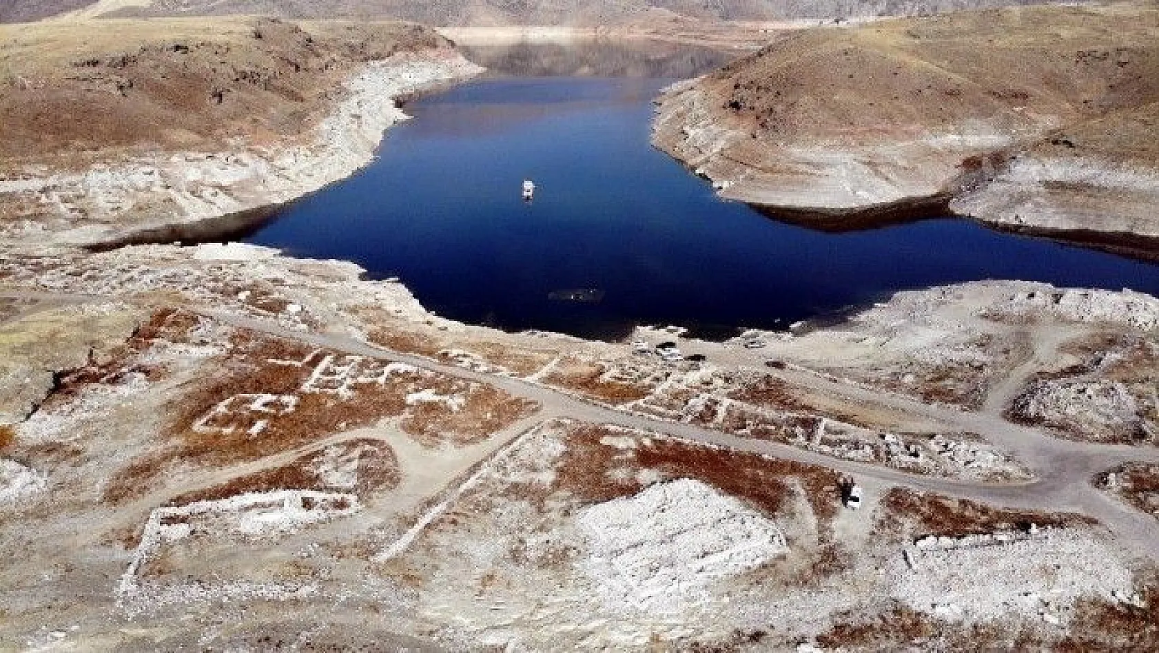 Kayseri'de kuraklık tehlikesi! Yamula Barajı'nda su seviyesi iyice azaldı