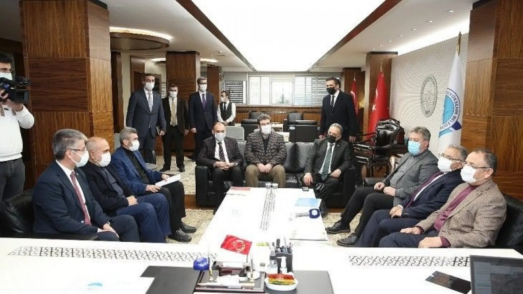 Özhaseki'den Başkan Büyükkılıç'a ziyaret
