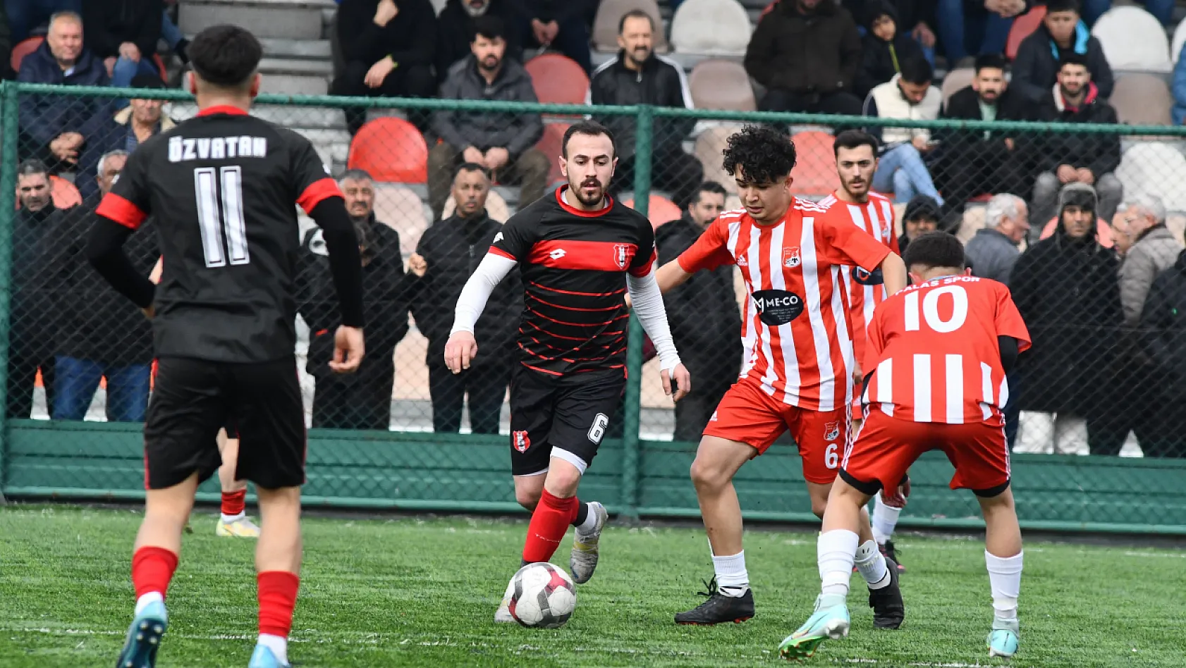 Özvatan Belediyespor, Palasspor'u 5-0 yenerek şampiyonluğa ulaştı