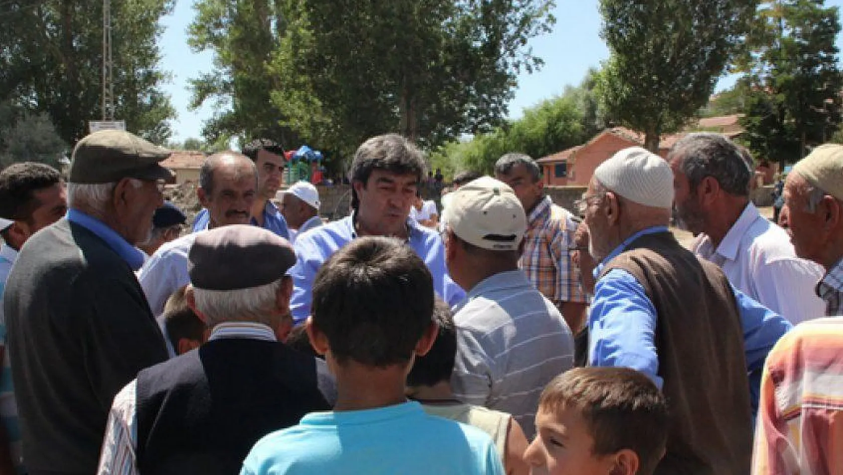 Pınarbaşı Belediye Sosyal tesislerinin temeli atıldı 