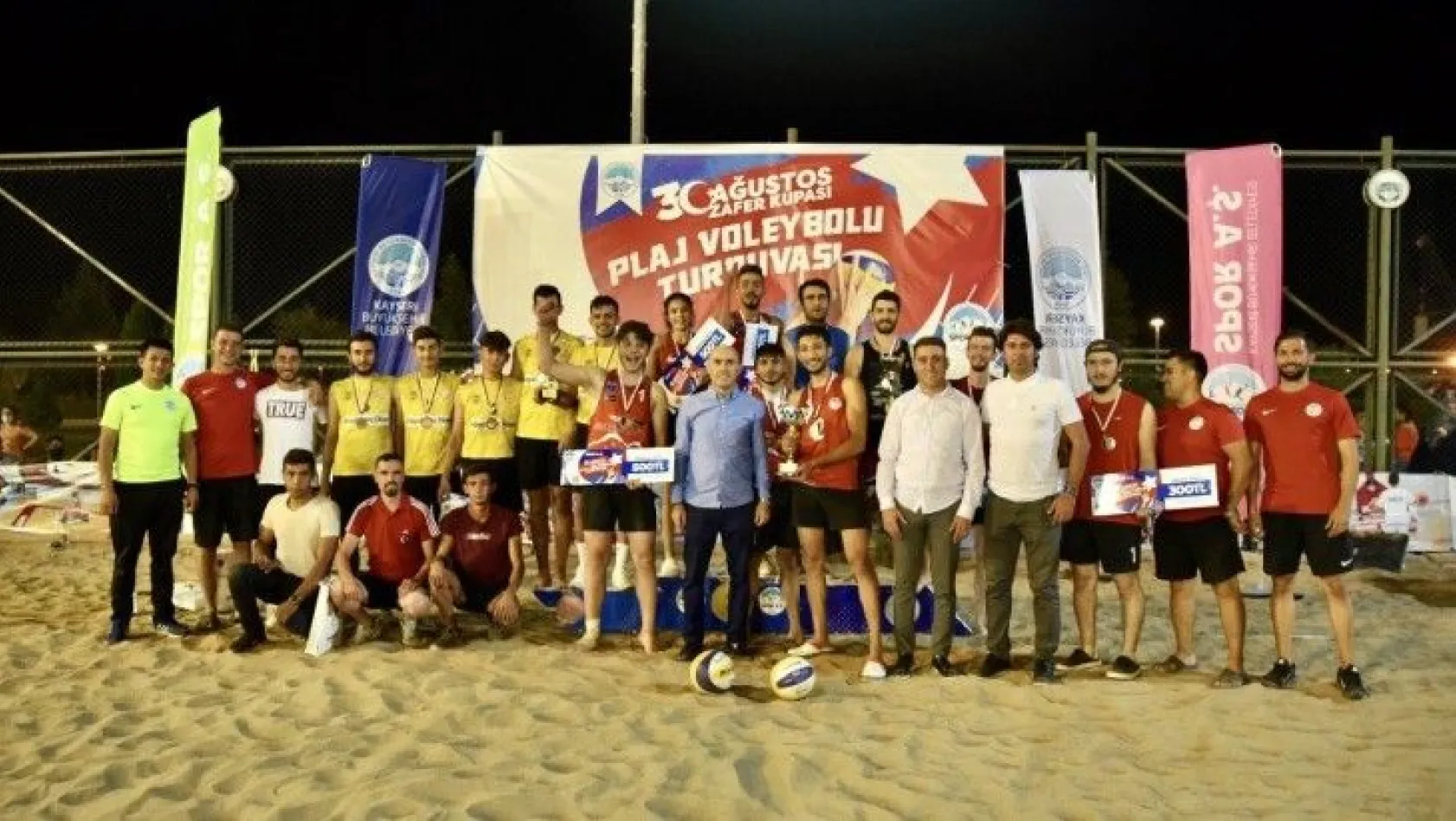 Plaj Voleybol turnuvası sona erdi