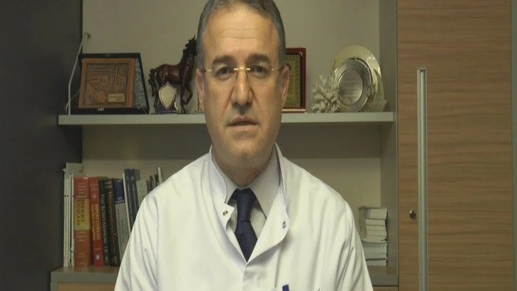 Prof. Dr. Ergün Seyfeli: 'Kalp hastalığına sebep olan risk faktörleri tamamen ortadan kaldırılabilir'
