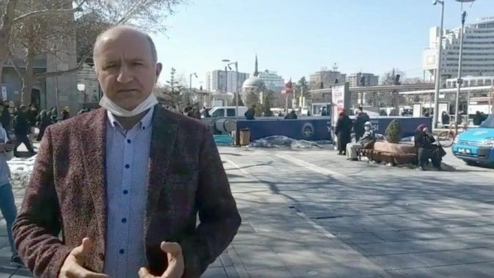 Saadet Partili Başkan: Kayseri'nin vitrini Meydan bakımsız ve etraf çöp dolu!