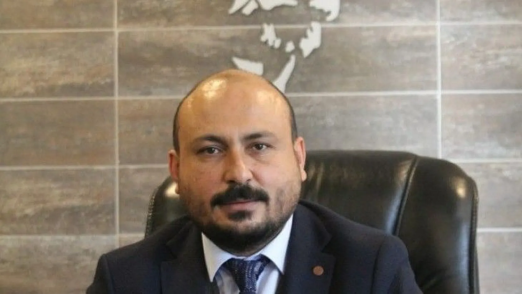 Süleyman Varol: 'Gazeteciler toplumun vicdan ve duygularına tercüman olma misyonunu taşıyor'