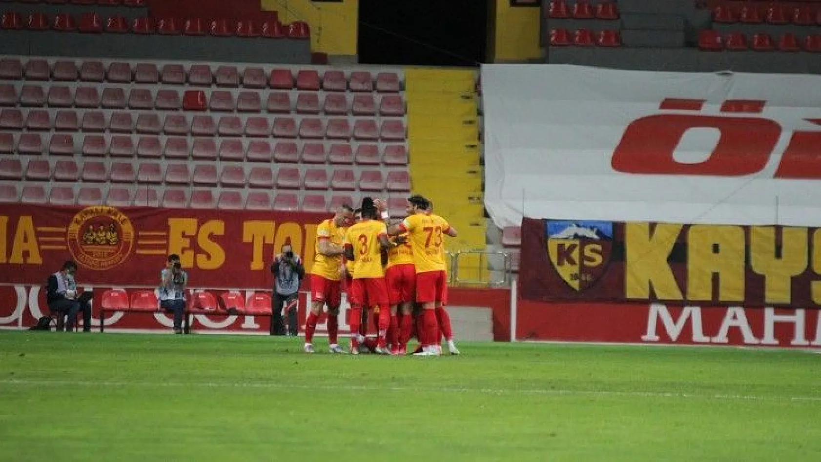 Süper Lig: Kayserispor: 1 - Fenerbahçe: 0 (Maç devam ediyor)
