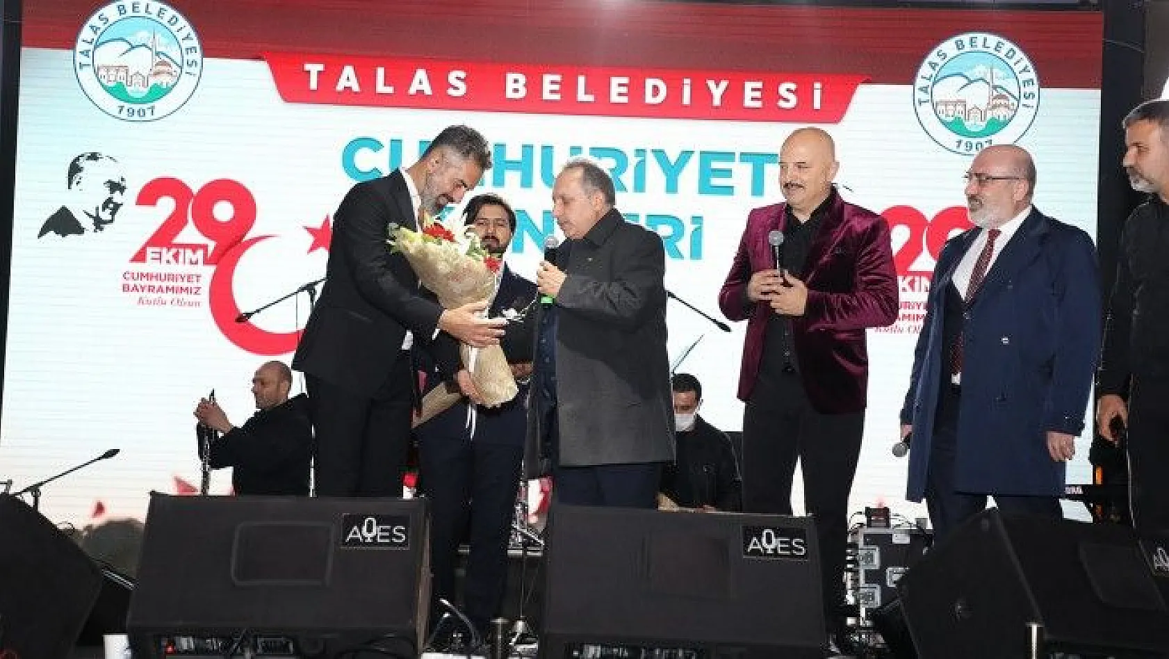 Talas'ta muhteşem Cumhuriyet Konseri