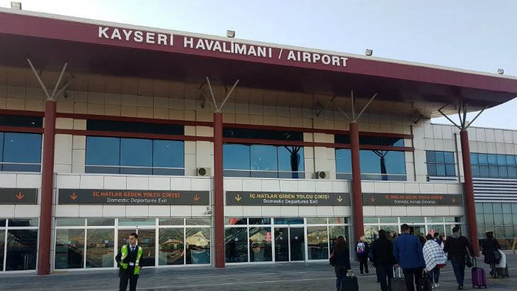 Temmuz ayında Kayseri Havalimanı'nda 210.429 yolcuya hizmet verildi