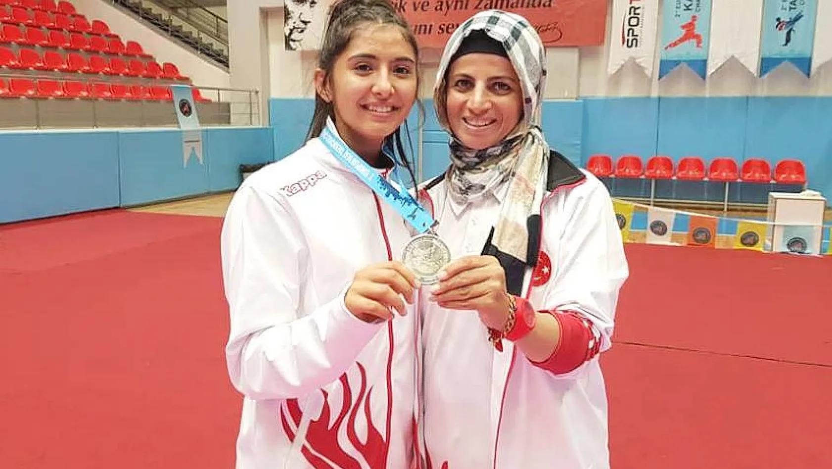 Türkan Teke İşitme Engelliler Taekwondo'da Avrupa İkincisi oldu