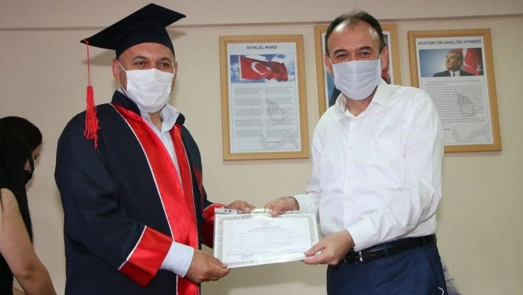 Türkiye'de ilk kez hem lise hem ustalık diploma töreni gerçekleştirildi