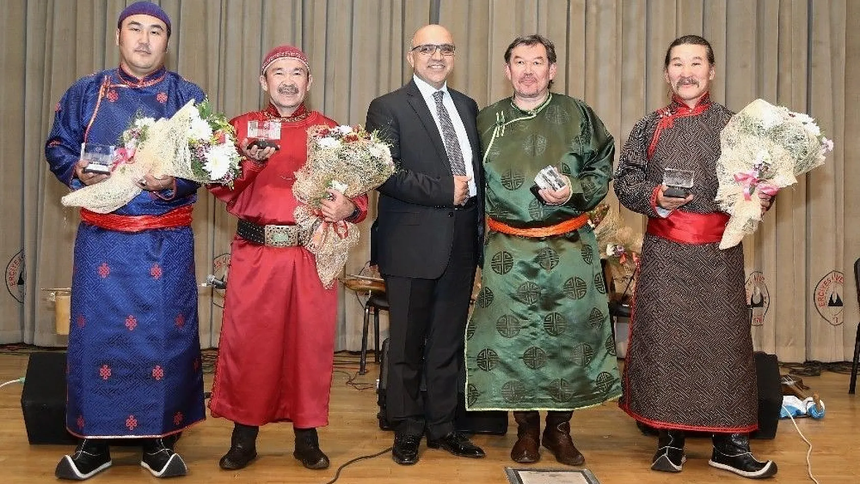 Tuvalı Ünlü Müzik Grubu Huun Huur Tu, ERÜ'de Konser Verdi