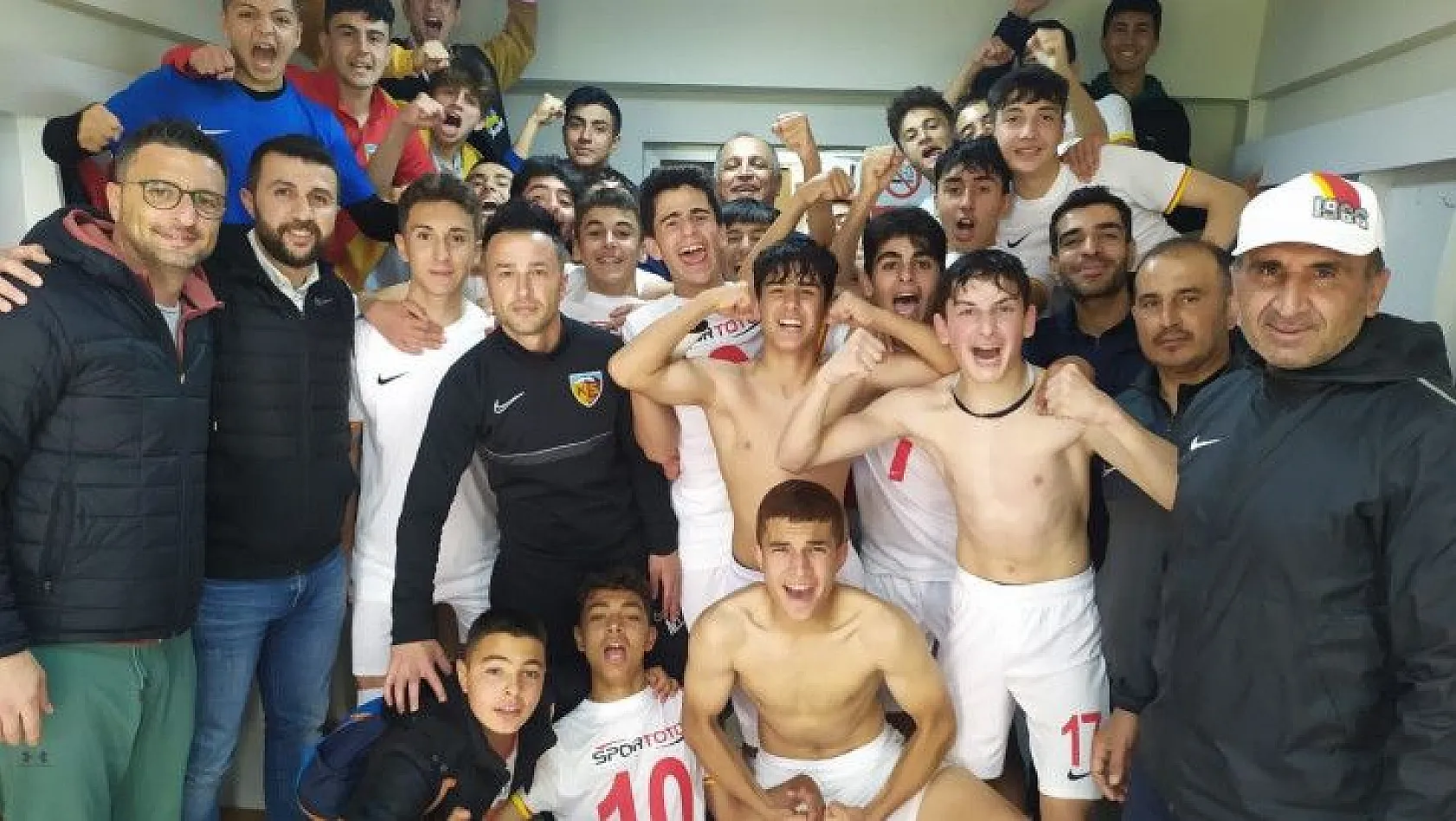 Kayserispor U15 Yeni Malatya'yı rahat geçti