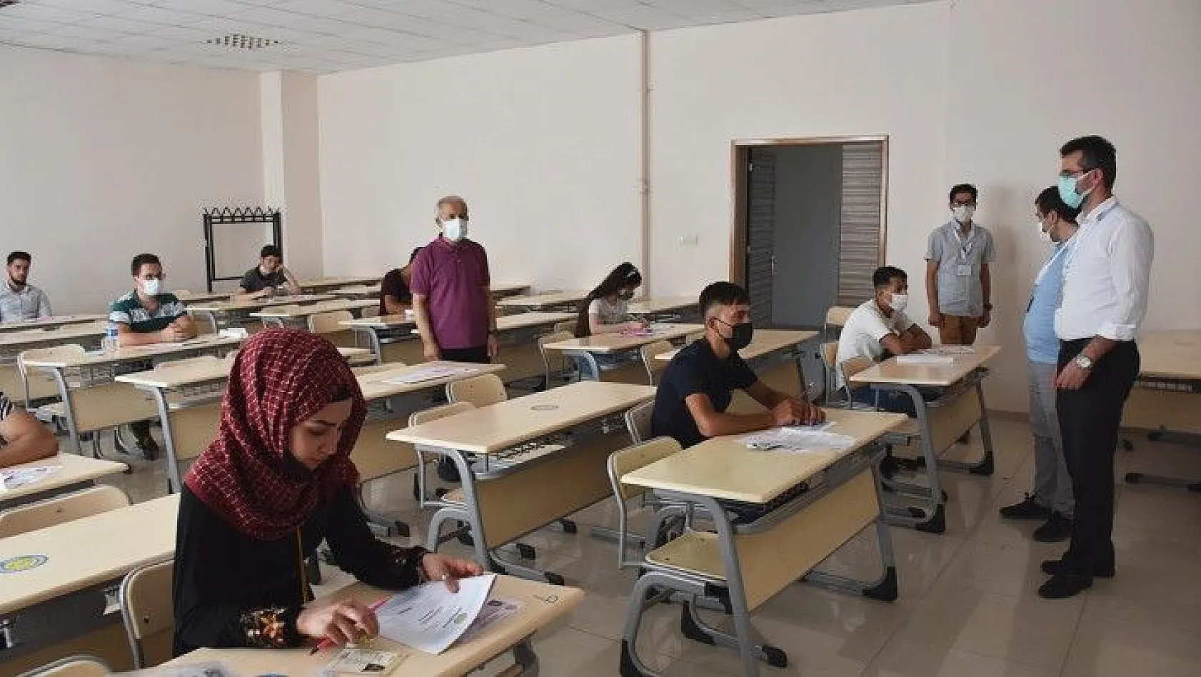 Yabancı uyruklu öğrenciler, Kayseri'de üniversiteli olabilmek için terk döktü!