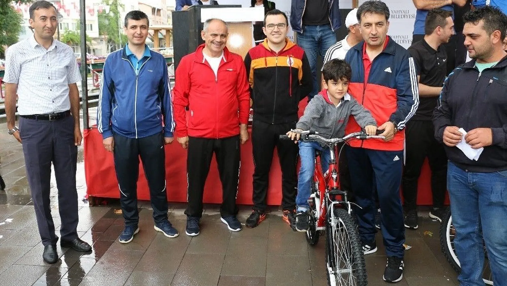 Yahyalı'da Yaz Spor Okulları törenle açıldı