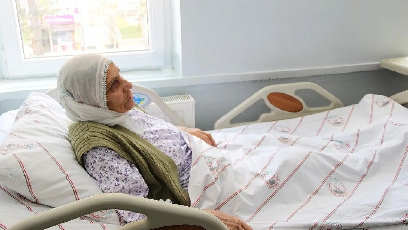 83 Yaşındaki Nazmiye Nine Şifayı Develi Hatice Muammer Kocatürk Devlet Hastanesi'nde buldu
