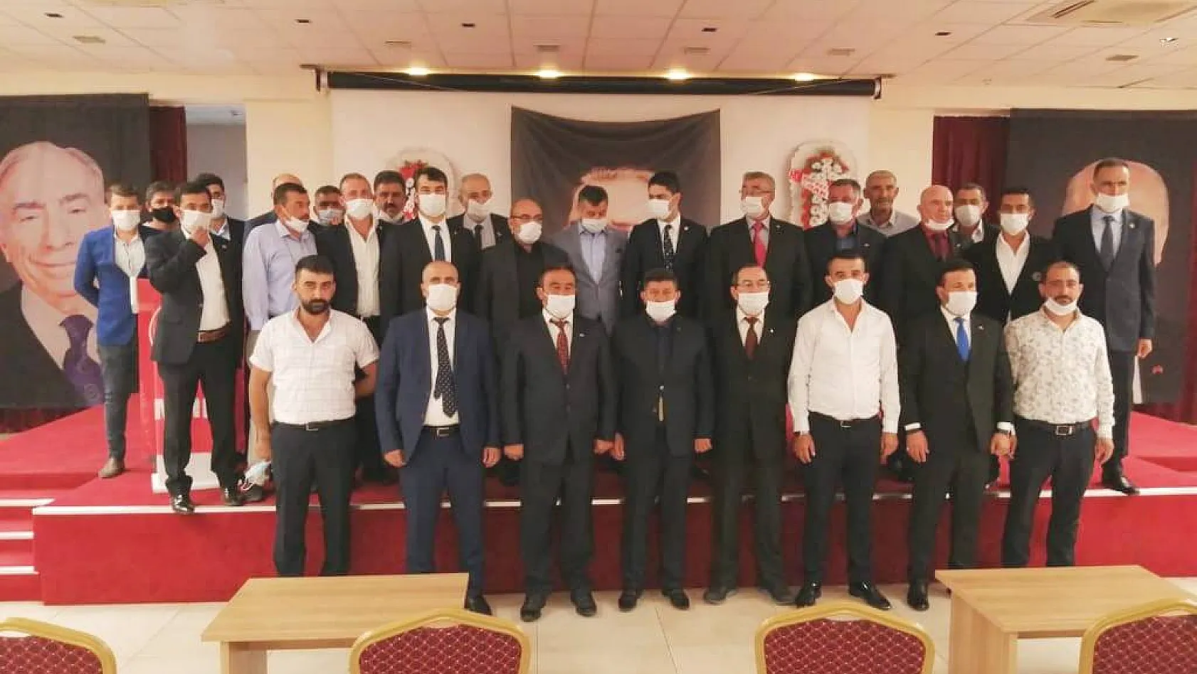 Yeşilhisar MHP İlçe Başkanı Yahya Sümer güven tazeledi