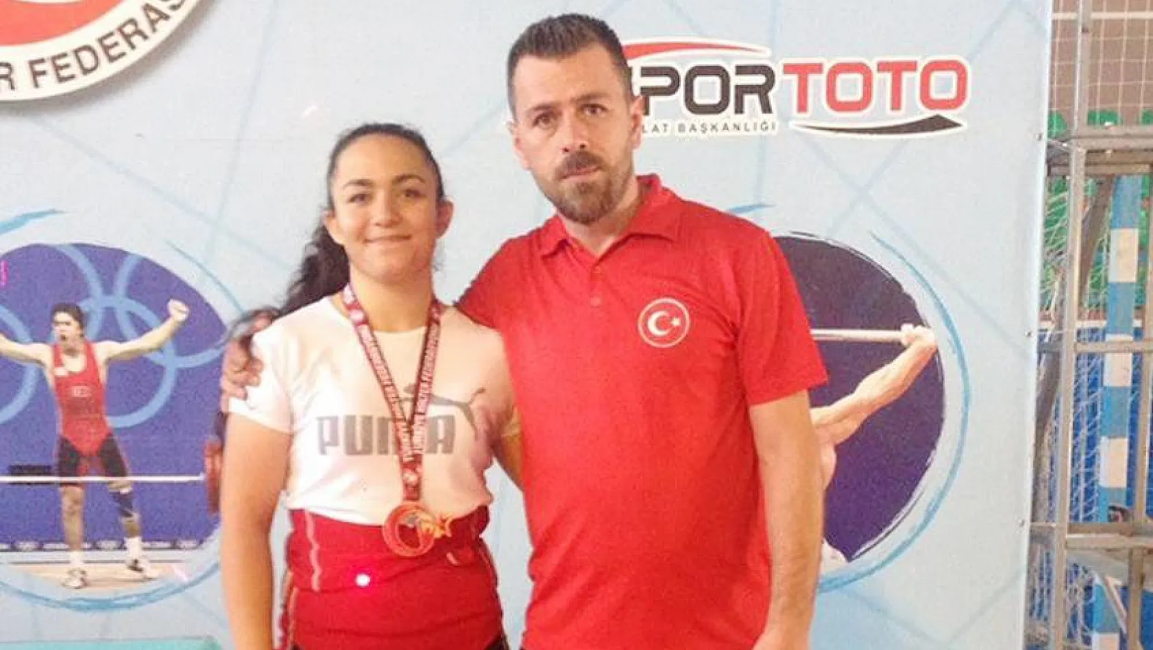 Yıldızlar Ferdi Türkiye Halter Şampiyonasından 1 gümüş, 1 bronz madalya