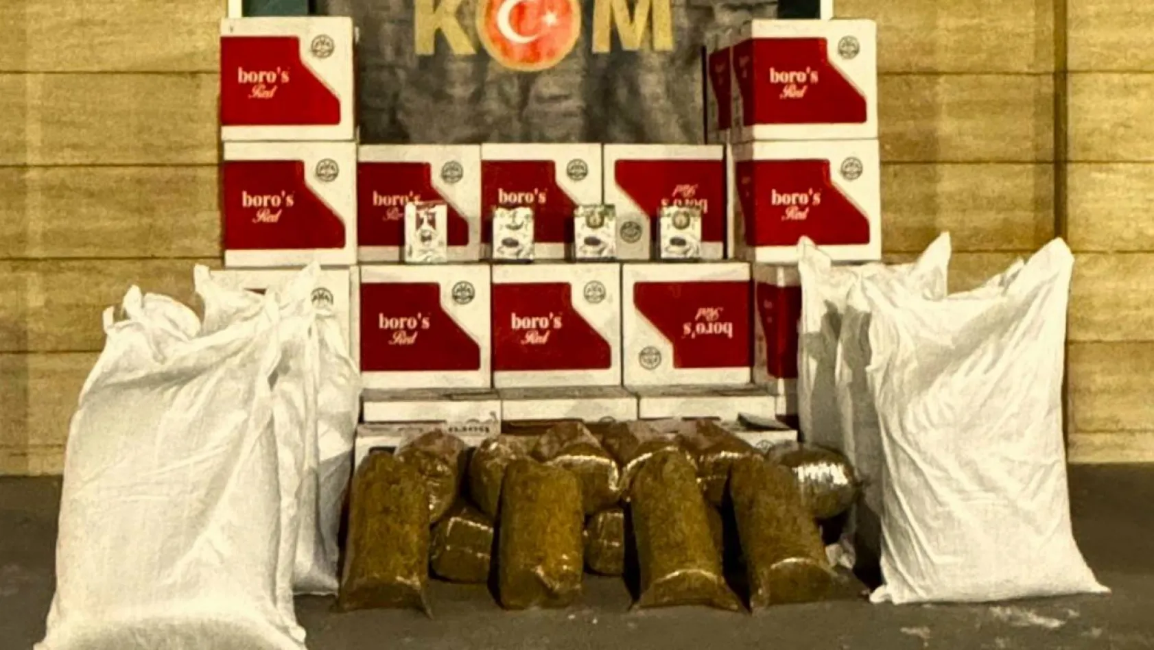 Yozgat'ta 410 bin makaron ve 247 kilogram kaçak tütün ele geçirildi