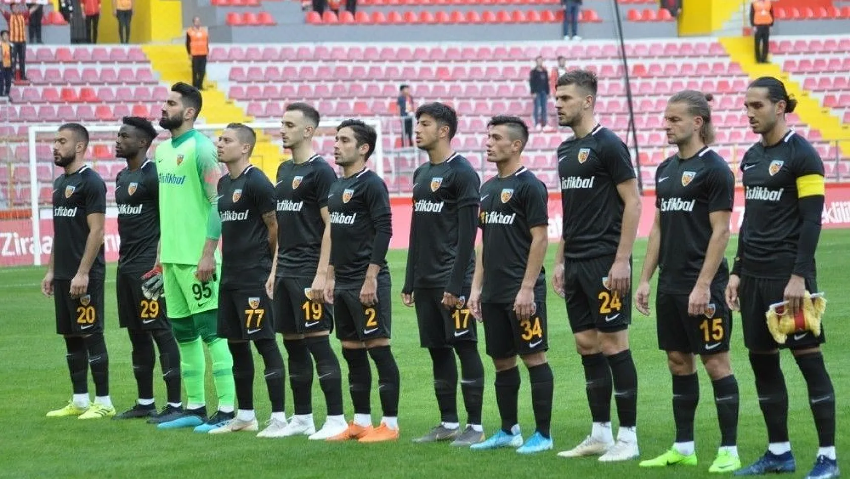 Ziraat Türkiye Kupası: Kayserispor: 0 - Bayrampaşa: 0 (İlk yarı)
