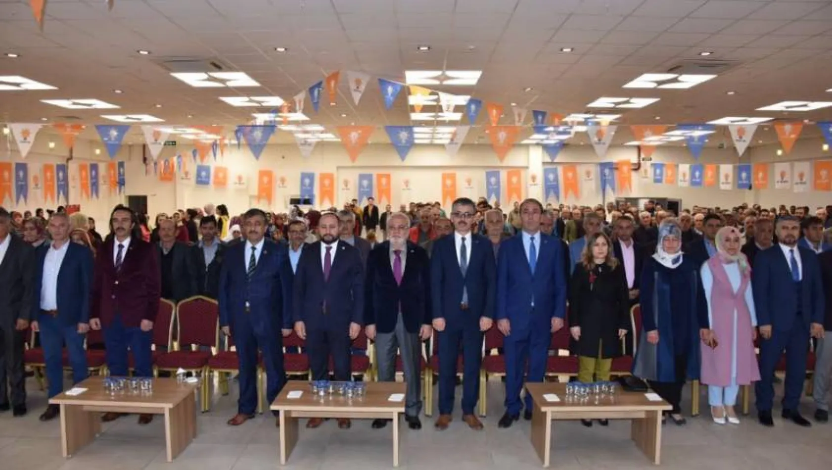 AK Parti Tomarza'da Danışma Toplantısı yaptı