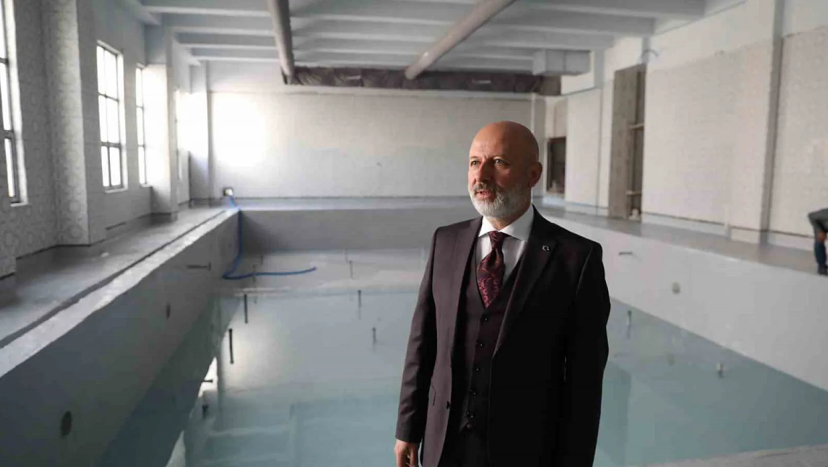 Başkan Çolakbayrakdar: 'herkese hizmet verecek'