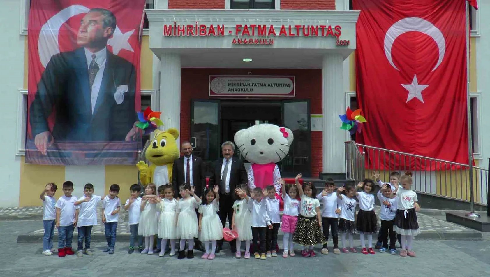 Palancıoğlu: 'En çok okul yapan belediyeyiz'