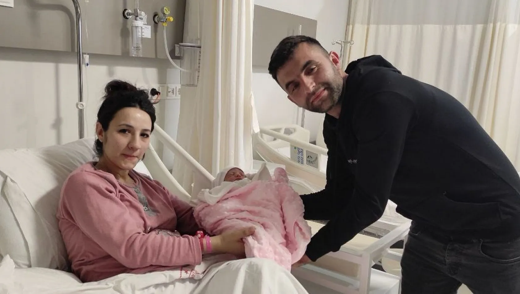 Deprem olunca o isimden vazgeçtiler