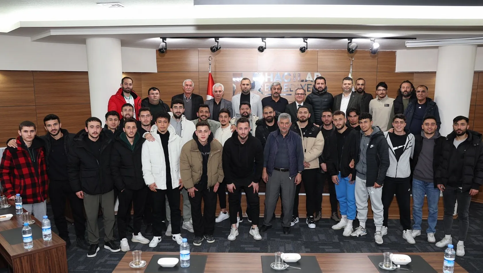 Hacılar Erciyesspor, yeni futbolcularla güçlü bir kadro oluşturuyor