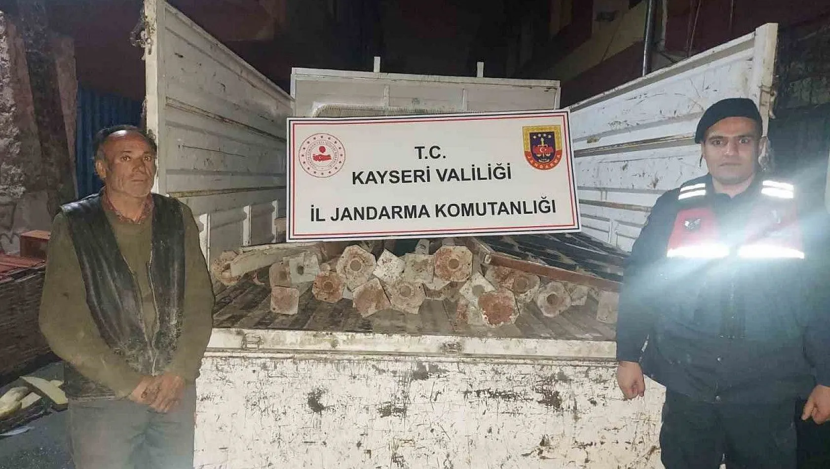 Jandarma olayı çözdü! 3 gözaltı...