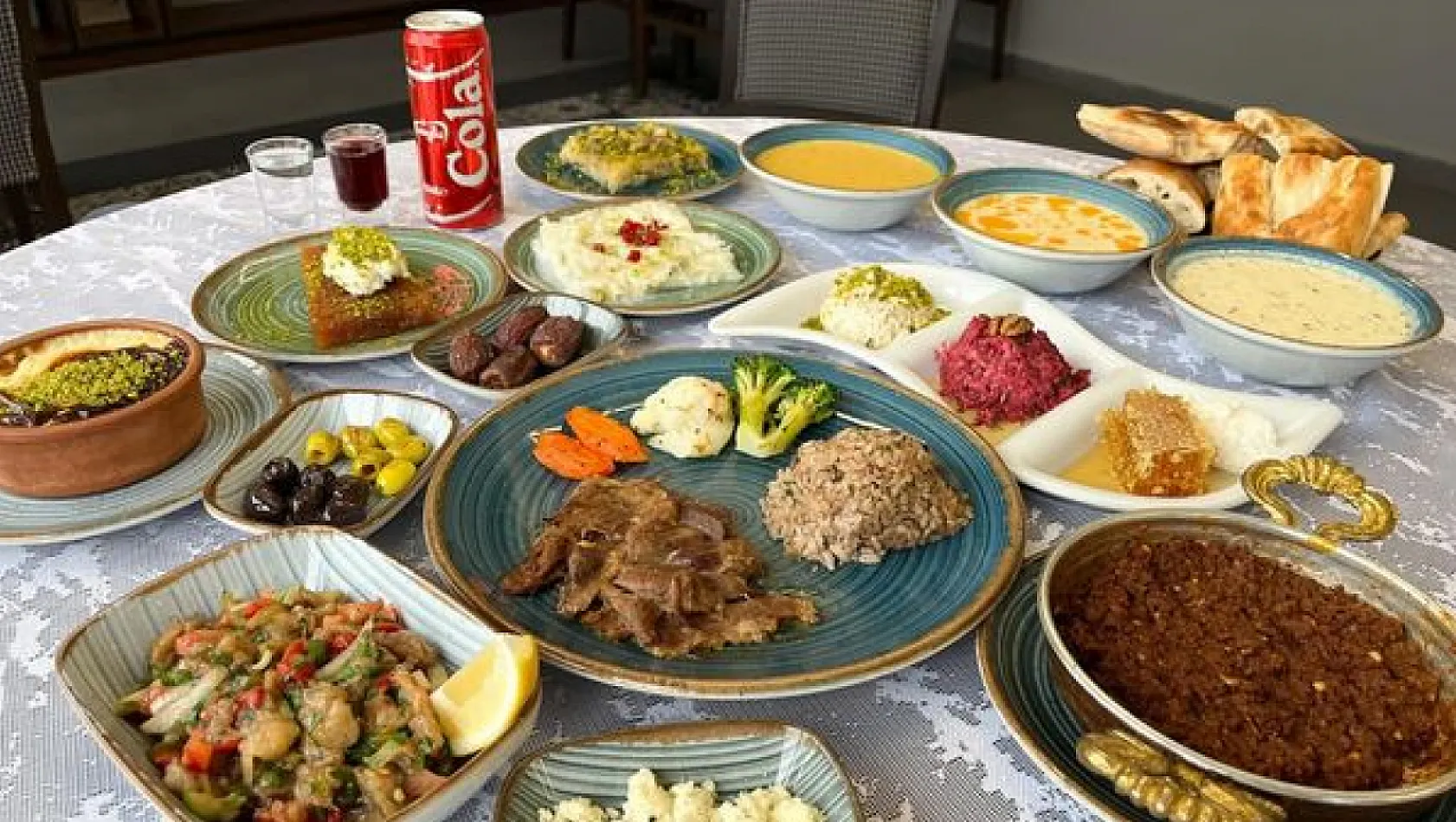 Kayseri'de Belediye tesislerinde iftar yapmanın maliyeti belli oldu! İşte menüler ve fiyatları