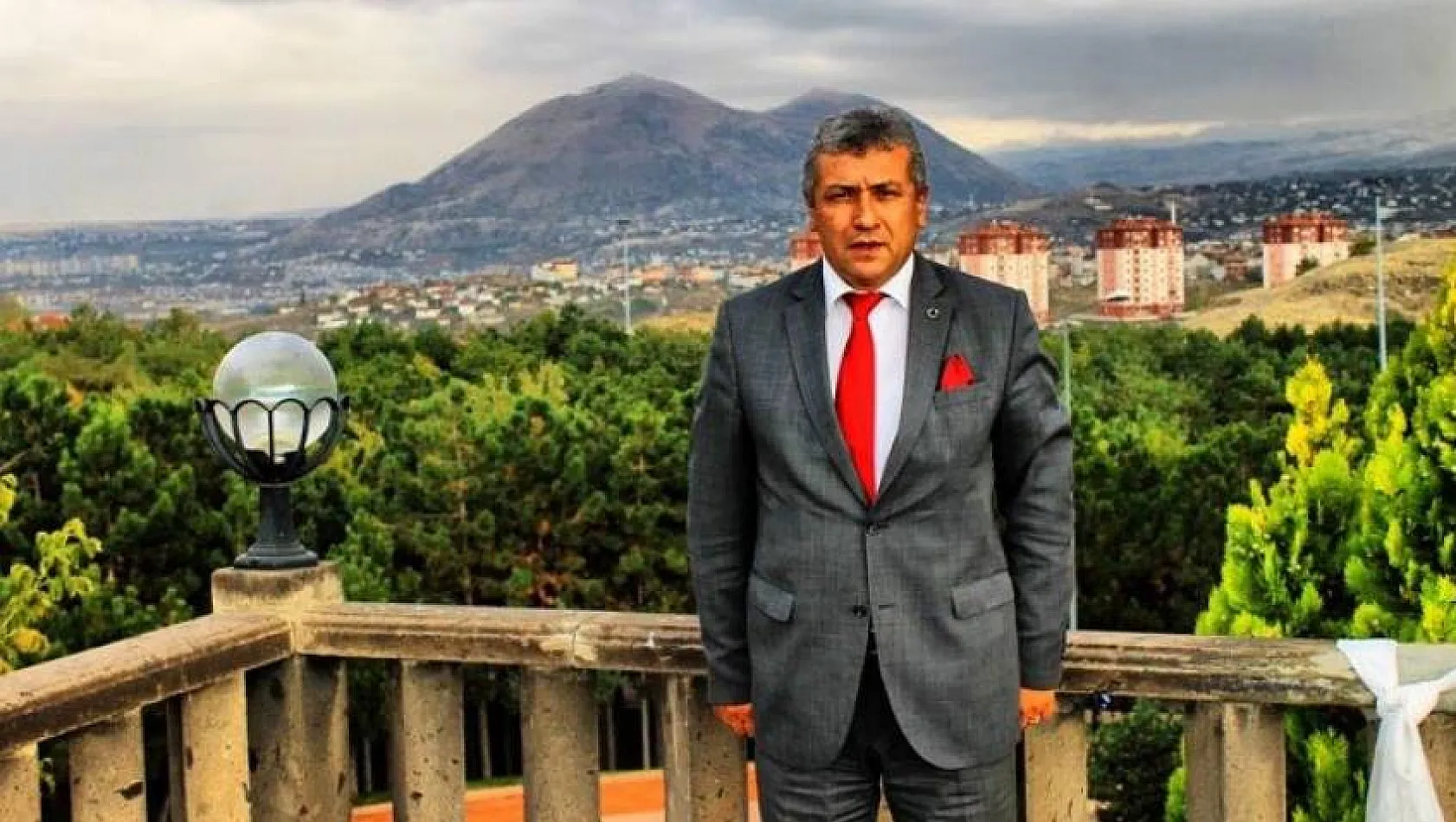 MHP'nin Kayseri Büyükşehir adayı AK Parti'den adaylık için istifa etti
