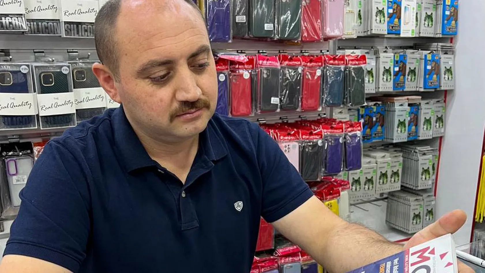 Özükanar: Gençlerimize 3 yılda bir ÖTV'siz cihaz alma hakkı tanınmalı