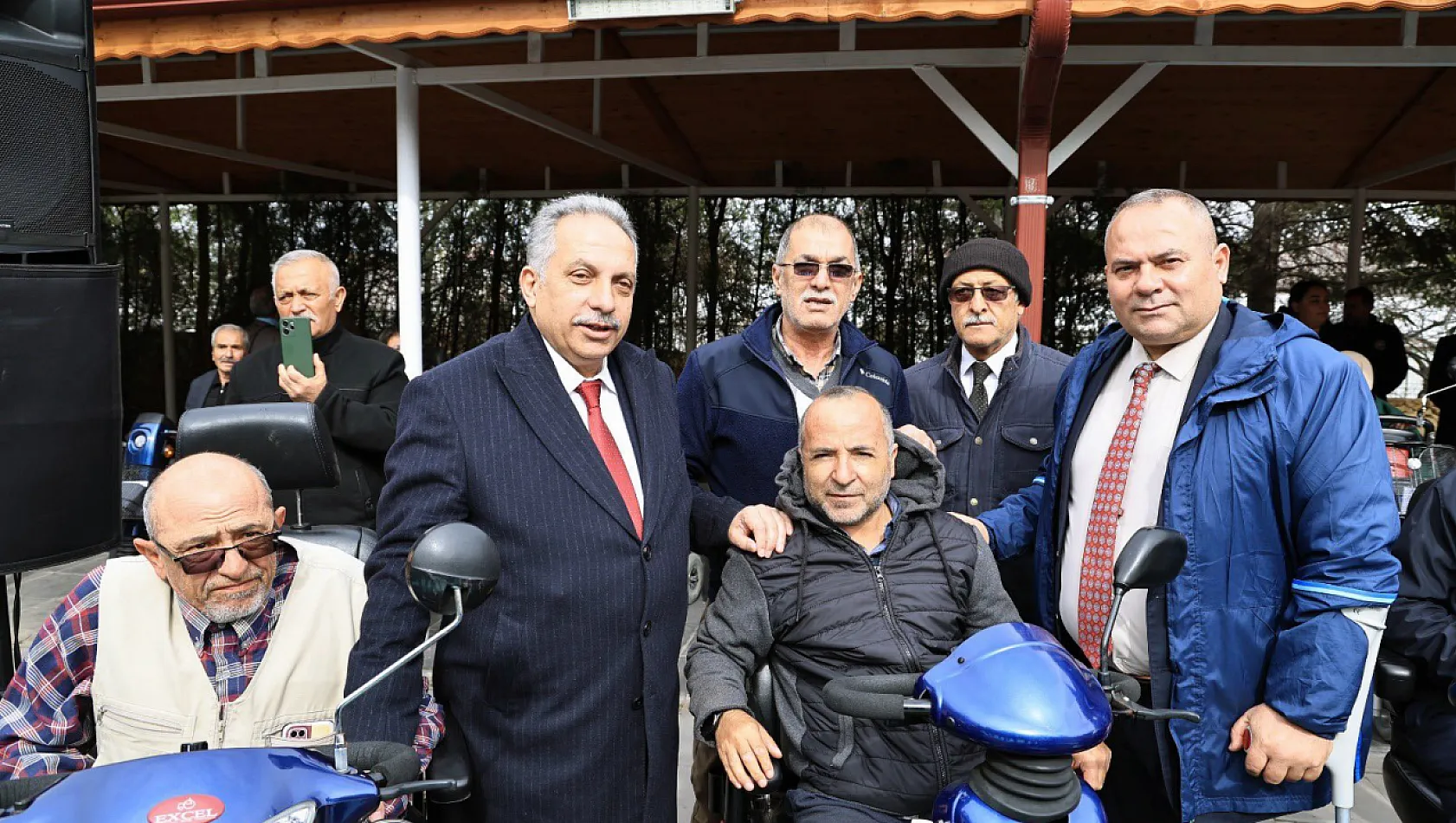 Talas'ta 59 engelli aracı sahiplerine teslim edildi!