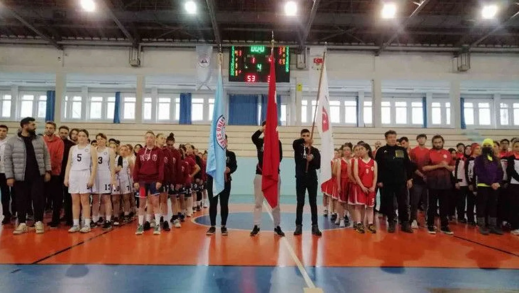 Türkiye Üniversiteler Basketbol 2. Lig maçları Erciyes Üniversitesi'nde başladı