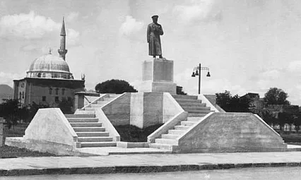 Atatürk'ün sağlığında Kayseri'de açılan o heykel şimdi nerede?