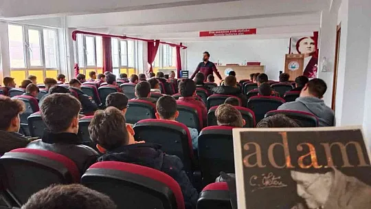 'Bir Yazar Bin Okul' projesi Tomarza'da