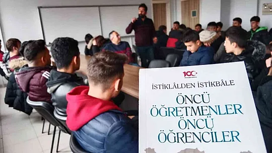 'Bir Yazar Bin Okul' projesi Tomarza'da