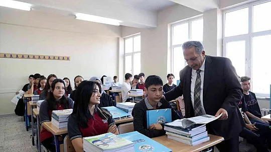 'Cumhuriyetin ikinci 100 yılının neferlerisiniz'