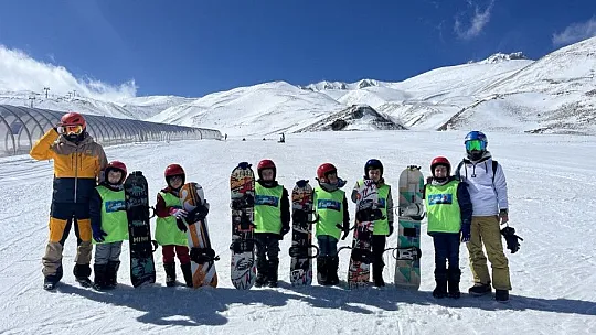 'Kar Fırtınaları' Erciyes'te yetişiyor