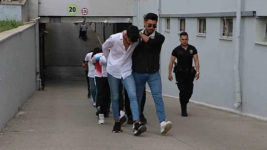 'Sazan sarmalı' yöntemiyle 1 milyon liralık vurgun: 7 tutuklama