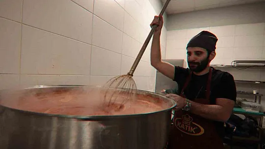 'Yeniden Hayat Lokantası' depremin merkez üssünde nefes aldırdı
