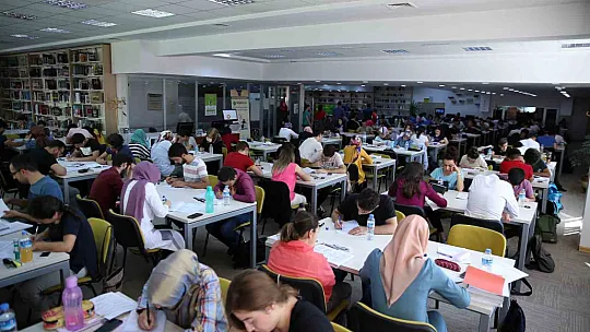 2 milyona yakın ziyaretçi ağırladı