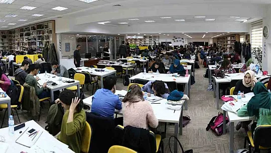 2 milyona yakın ziyaretçi ağırladı