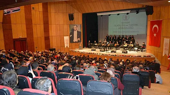 Konserde duygulandıran anlar...
