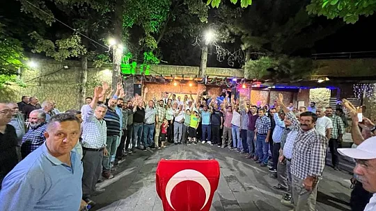 Bünyan'da oldu! Çiftçiler traktörlerle…