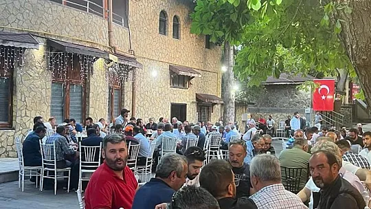 Bünyan'da oldu! Çiftçiler traktörlerle…