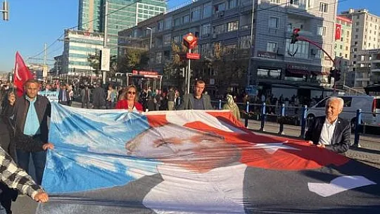 CHP'den Cumhuriyet yürüyüşü! Özer: Bu yokluk, yoksulluk, karanlık kader değil!