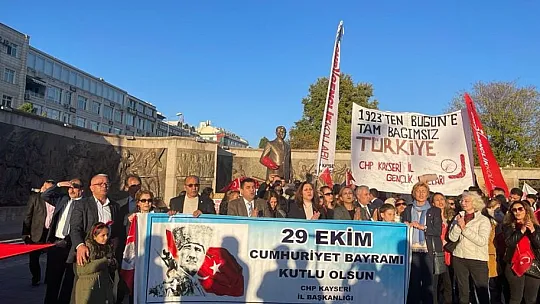 CHP'den Cumhuriyet yürüyüşü! Özer: Bu yokluk, yoksulluk, karanlık kader değil!