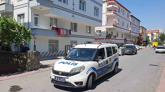 Evinde ölü bulundu!